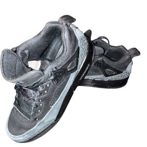 Nike Men's Black and Gray Sneakers